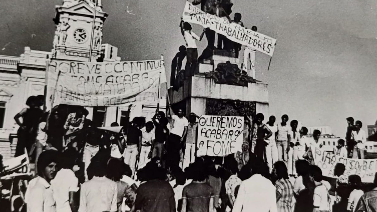 Chão de Escola #22: Os trabalhadores e o uso da Justiça do Trabalho durante a ditadura militar, por Paulo Henrique Silveira Damião