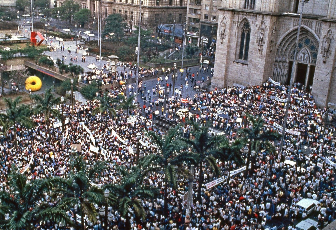 CE #35: Quando os bancários pararam o Brasil: 40 anos da greve de 1985 – Luiz Azevedo